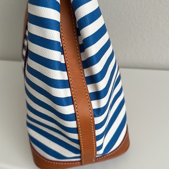 Dooney & Bourke Sullivan Layla Tote - Picture 9 of 13